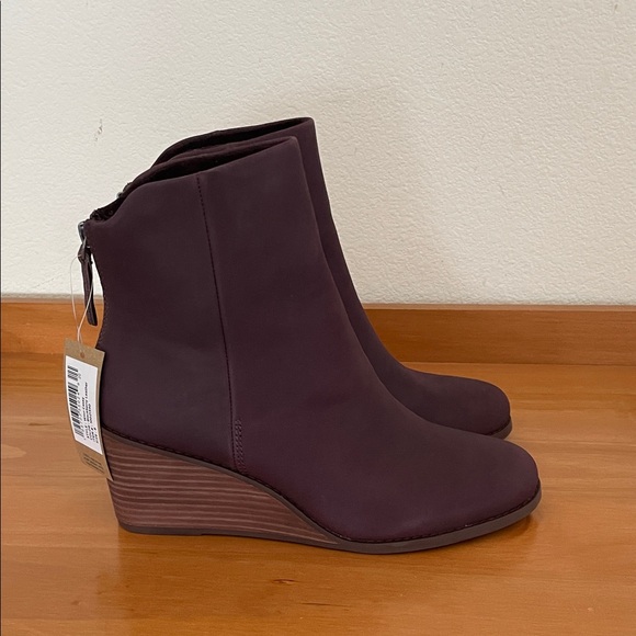 Toms Dark Plum Ankle Booties - Picture 6 of 11